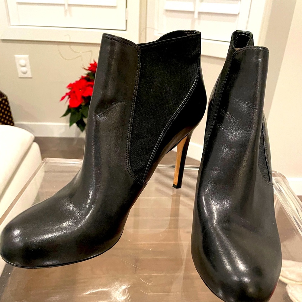 Via Spiga black leather stiletto booties